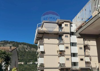 Edificio all\'aperto - Quadrilocale Castelforte - foto 1