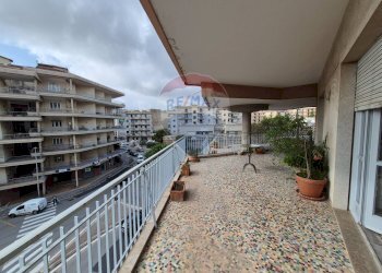 Balcone - Appartamento piazza Vann'Antò
 
1, Ragusa - foto 12