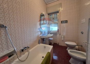 Bagno - Appartamento piazza Vann'Antò
 
1, Ragusa - foto 23