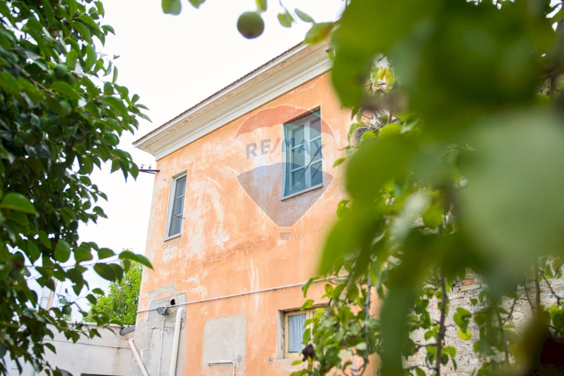 Casa all\'aperto - Independent house Cerreto
 
128, Miglianico - photo 1