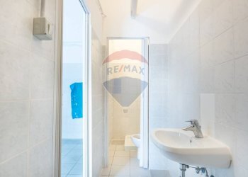 Bagno - Locale Commerciale via Carlo Madonna
 
2, Chieti - foto 24