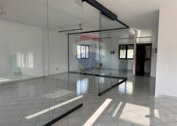 Stanza vuota - Ufficio Via Mare Adriatico
 
51, Spoltore - foto 7