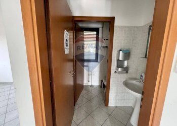 Bagno - Ufficio Via Mare Adriatico
 
51, Spoltore - foto 16