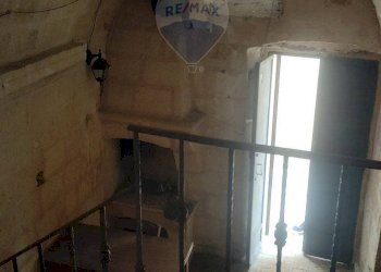 Scale - Independent house Vico Umberto I
 
29, Oria - photo 6