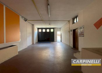 Foto 3 - Warehouse Via Pirandello
 
88, Desio - photo 3