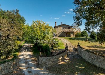 Foto 2 - Rustico Vocabolo Palazzino Vecchio, Lisciano Niccone - foto 2