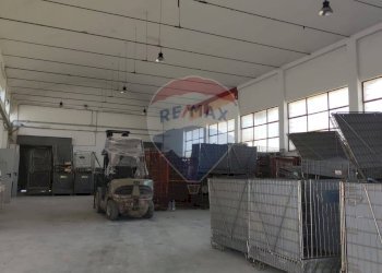 Parcheggio - Commercial Premises Viale della Regione Siciliana Nord Ovest 9532, Palermo - photo 13