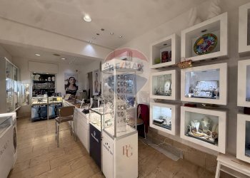 Cucina - Locale Commerciale Via Morana
 
20, Bagheria - foto 3