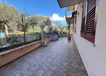 Terrazza - Casa semi indipendente via Bellolampo
 
5900, Palermo - foto 18