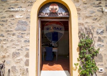 ENTRATA - Villa VIA DI ARCIDOSSO
 
SNC, Arcidosso - foto 5