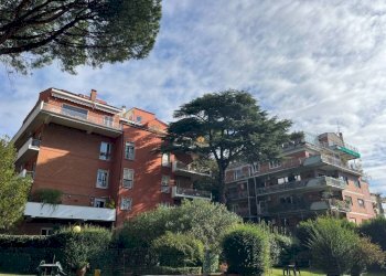 Facciata - Trilocale via Riccardo Zandonai, 41, Roma - foto 6