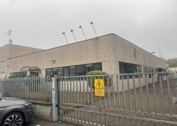 Facciata - Capannone via Liguria, Cornegliano Laudense - foto 4