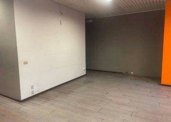 Interno non residenziale - Capannone via Liguria, Cornegliano Laudense - foto 22