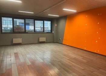 Interno non residenziale - Capannone via Liguria, Cornegliano Laudense - foto 36