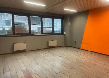 Interno non residenziale - Capannone via Liguria, Cornegliano Laudense - foto 37