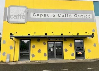 Facciata - Shop via Torino, 1A, Alessandria - photo 1