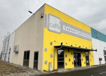 Facciata - Shop via Torino, 1A, Alessandria - photo 4