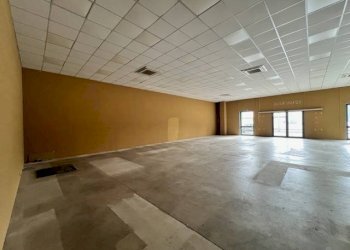 Interno non residenziale - Shop via Torino, 1A, Alessandria - photo 12