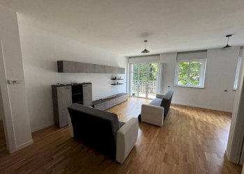 Salone - Quadrilocale via Antonio Fogazzaro, 2, Gallarate - foto 2