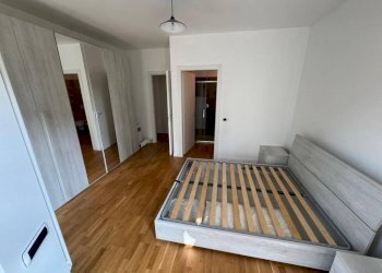 Camera da letto - Quadrilocale via Antonio Fogazzaro, 2, Gallarate - foto 12