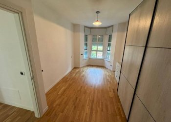 Camera da letto - Quadrilocale via Antonio Fogazzaro, 2, Gallarate - foto 13