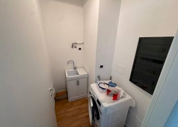 Lavanderia - Four-room apartment via Antonio Fogazzaro, 2, Gallarate - photo 5