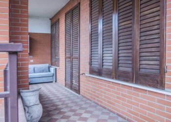 Terrazzo - Three-room apartment via Redipuglia, 3, Cesano Boscone - photo 7