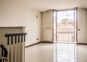 Stanza non arredata - Three-room apartment via Redipuglia, 3, Cesano Boscone - photo 17