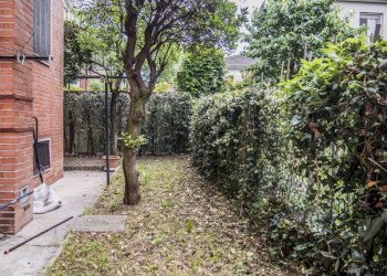 Giardino - Three-room apartment via Redipuglia, 3, Cesano Boscone - photo 5