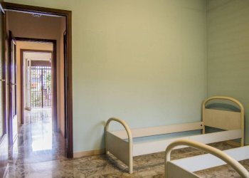 Camera da letto - Trilocale via Redipuglia, 3, Cesano Boscone - foto 14