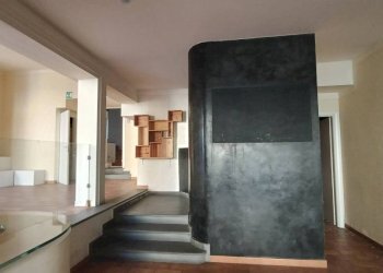 Interno palazzo - Shop via Giuseppe Garibaldi, Montelupo Fiorentino - photo 20