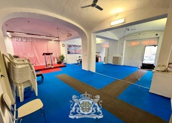 Interno non residenziale - Negozio via Bartolomeo Bruni, 3, Cuneo (zona Centro) - foto 3