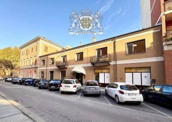 Zona - Negozio via Bartolomeo Bruni, 3, Cuneo (zona Centro) - foto 33