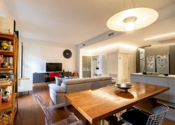 Foto 2 - Casa indipendente Via Andrea Sabatini
 
8/10, Salerno - foto 2