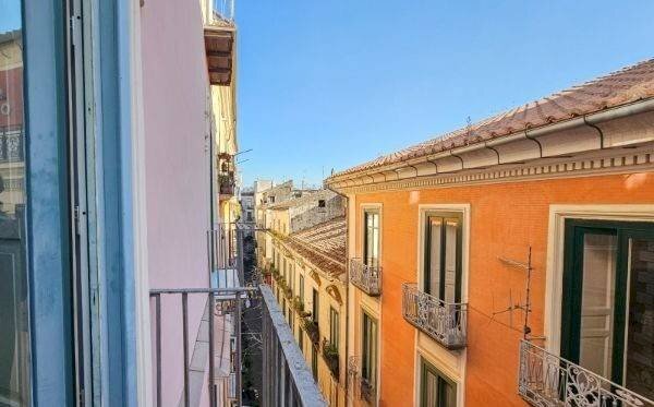 Foto 3 - Quadrilocale Piazza Sedile Del Campo
 
22, Salerno - foto 3