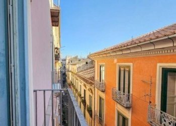 Foto 3 - Quadrilocale Piazza Sedile Del Campo
 
22, Salerno - foto 3