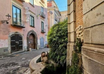 Foto 15 - Quadrilocale Piazza Sedile Del Campo
 
22, Salerno - foto 15