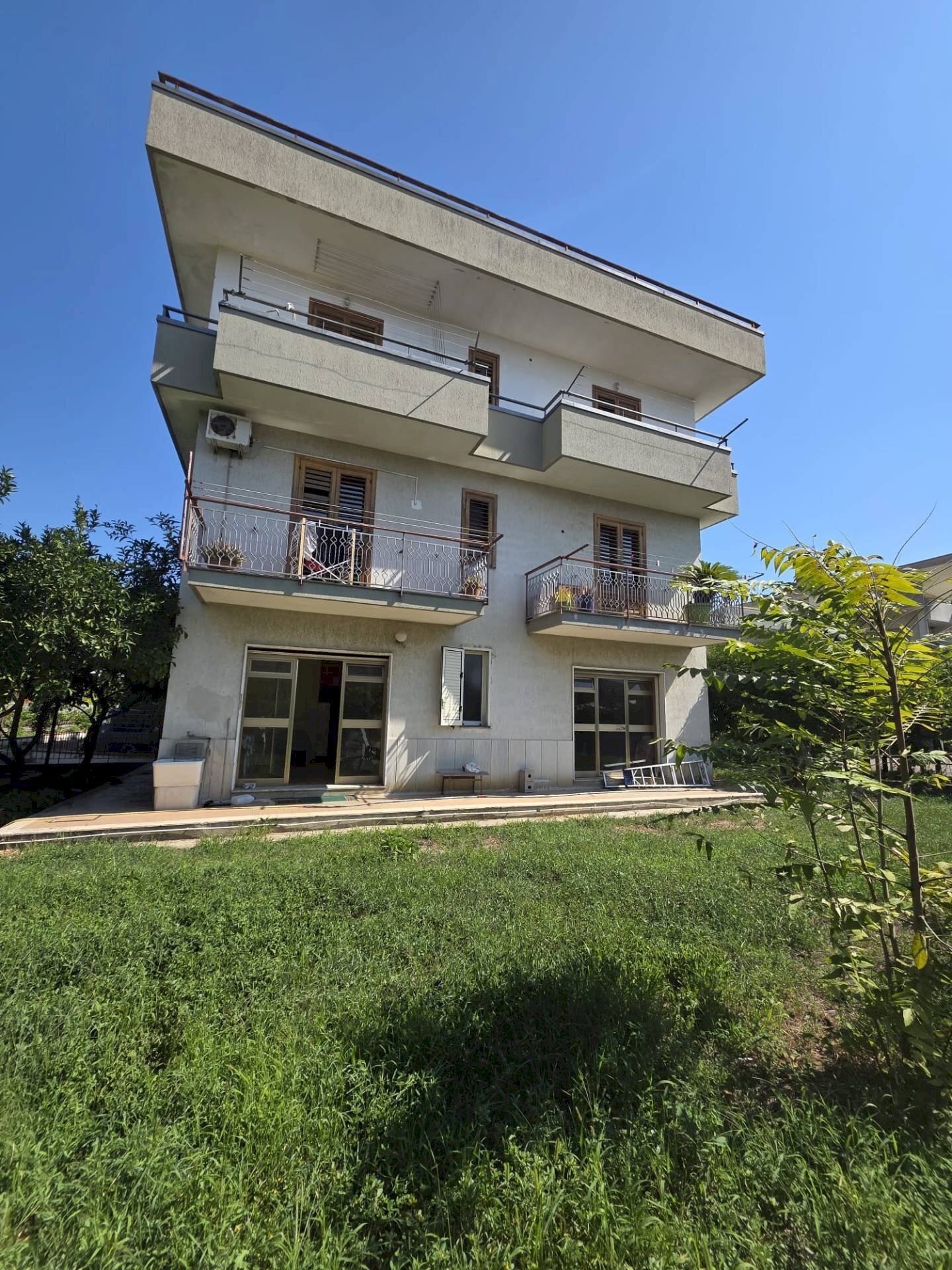 Foto 1 - Capannone Via Enrico Fermi
 
10 -12, Pontecagnano Faiano - foto 1