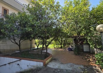 Foto 4 - Capannone Via Enrico Fermi
 
10 -12, Pontecagnano Faiano - foto 4