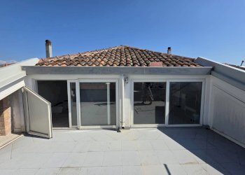 Foto 13 - Capannone Via Enrico Fermi
 
10 -12, Pontecagnano Faiano - foto 13