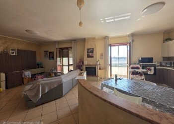 Foto 20 - Capannone Via Enrico Fermi
 
10 -12, Pontecagnano Faiano - foto 20