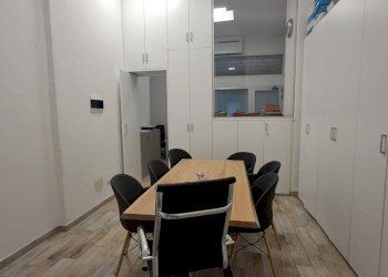 Foto 1 - Locale Commerciale VIA VOLTURNO
 
80, Brugherio - foto 1