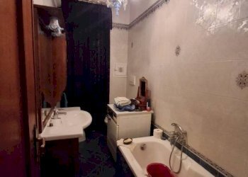 Bagno - Quadrilocale via Carlo Fasciotti, 59, Genova (zona Sampierdarena) - foto 6