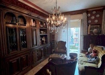 Salone - Quadrilocale via Carlo Fasciotti, 59, Genova (zona Sampierdarena) - foto 8