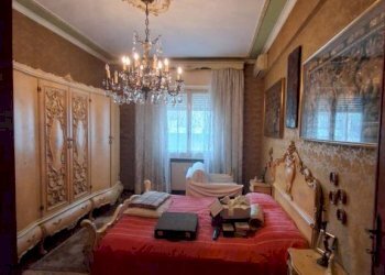 Camera da letto - Quadrilocale via Carlo Fasciotti, 59, Genova (zona Sampierdarena) - foto 46