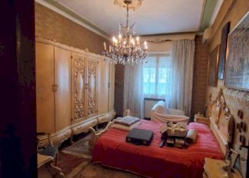 Camera da letto - Quadrilocale via Carlo Fasciotti, 59, Genova (zona Sampierdarena) - foto 48