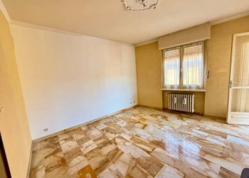 Soggiorno - Trilocale via Caduti per la Libertà, Torre Pellice - foto 4