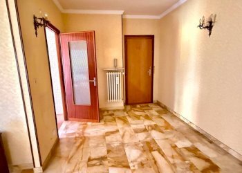 Ingresso - Trilocale via Caduti per la Libertà, Torre Pellice - foto 6