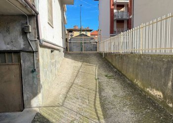 Cortile interno - Three-room apartment via Caduti per la Libertà, Torre Pellice - photo 19