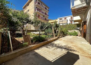 Foto 7 - Casa indipendente VIA NICOLO POETA FONTANA
 
1, Castellammare del Golfo - foto 7